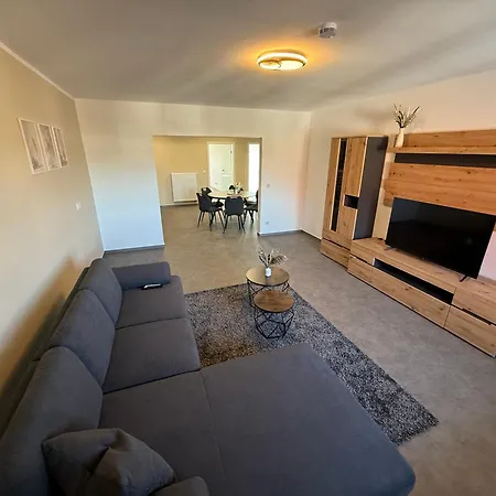 Bei Den Drei Gleichen Apartment *